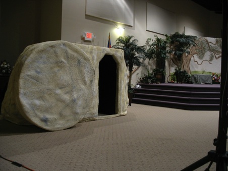 Bgcopper Solid Wood Empty Tomb with Jesus Easter Scene Decoration - Ar –  BGCOPPER